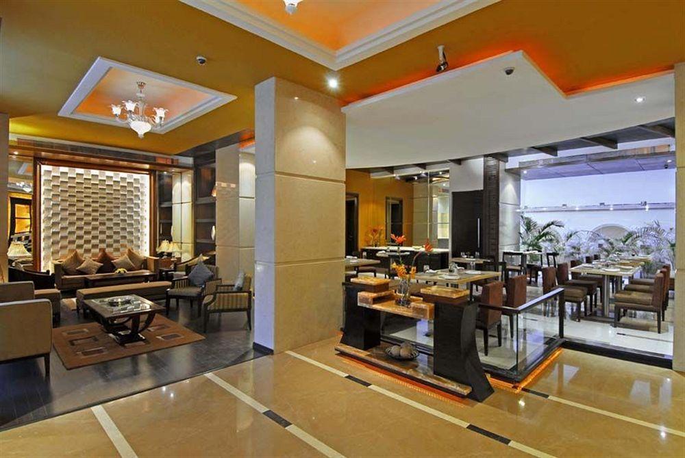 Gry residencia Hotel&apartamentos con servicio Bombay Exterior foto