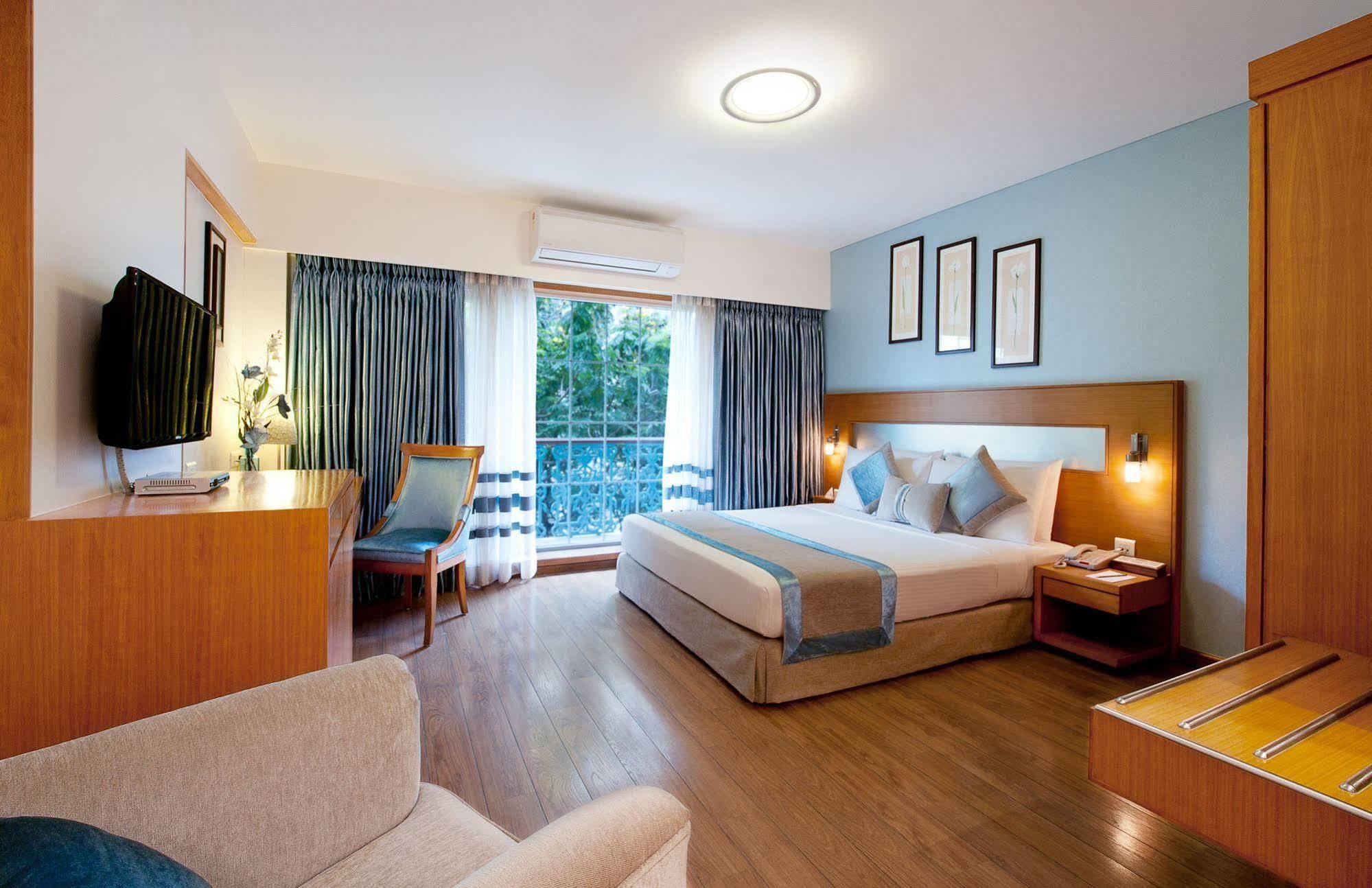 Gry residencia Hotel&apartamentos con servicio Bombay Exterior foto